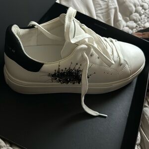 Laney Eye Lace -Up Sneakers